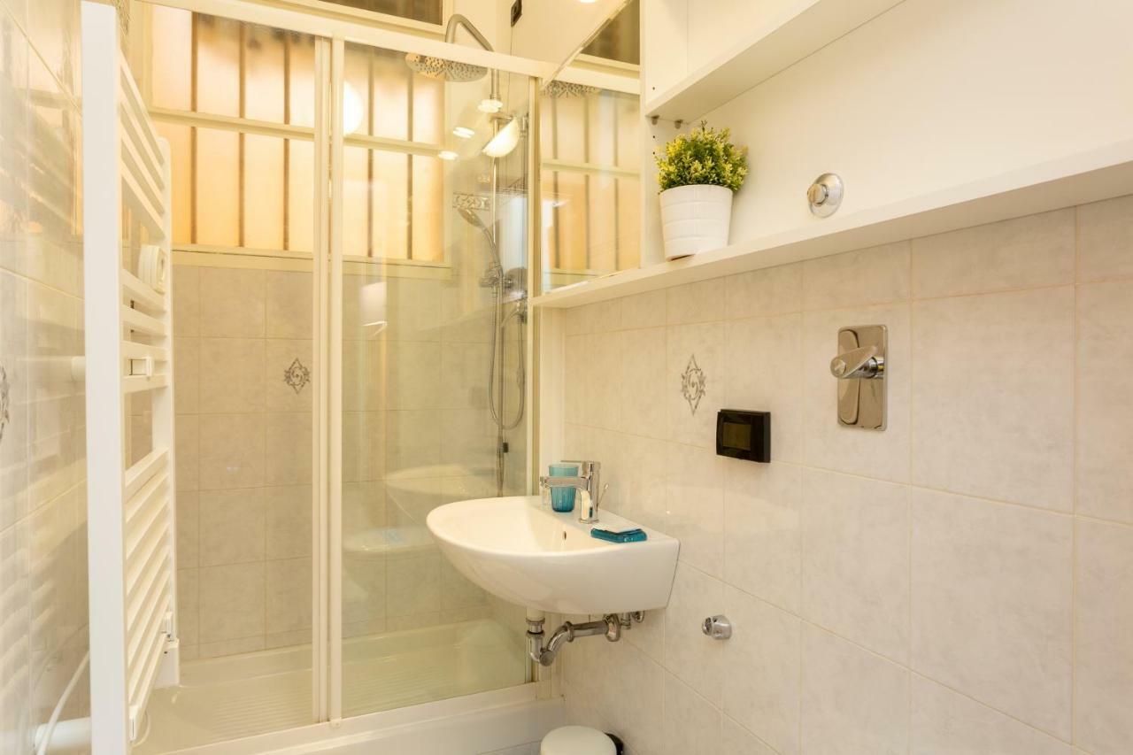 The Best Rent - Cozy Studio Apartment In Milan Downtown Exterior photo